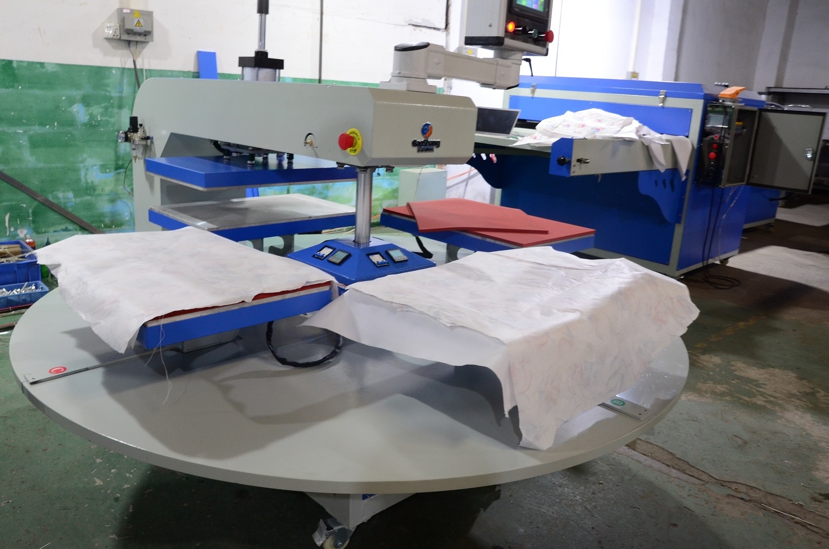 T Shirt Industrial Heat Press Machines 4 Station Turntable Rotary Transfer Heat Press Provided Pneumatic Flatbed Printer 1 Set