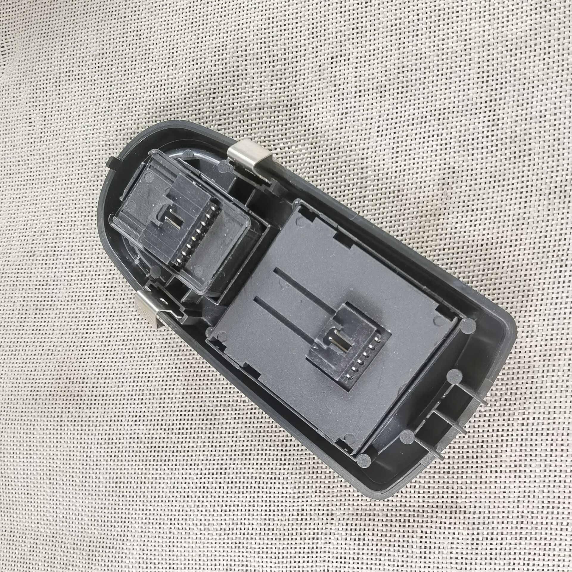 OE 5801304491 5802063091 Window lifter switch for Iveco Daily Aftermarket spare parts high quality