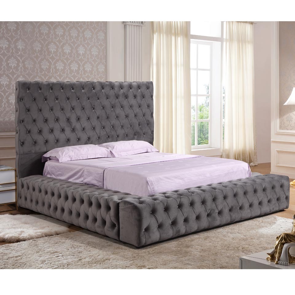 Italian Luxury Bedroom Furniture Wooden King Size Bed Velvet Up-holstered Double Bed Frame With Headboard