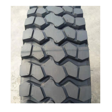 Brand LONGMARCH tyre 325/95R24 1200r24 ROADLUX 325 95R24 22PR 12.00 24  SASO GSO GCC in truck tire with high quality