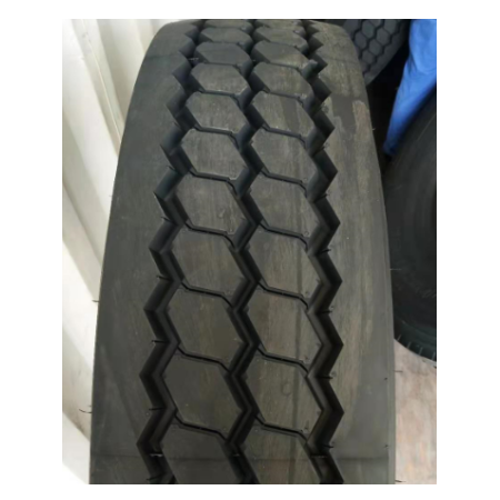 Brand LONGMARCH tyre 325/95R24 1200r24 ROADLUX 325 95R24 22PR 12.00 24  SASO GSO GCC in truck tire with high quality