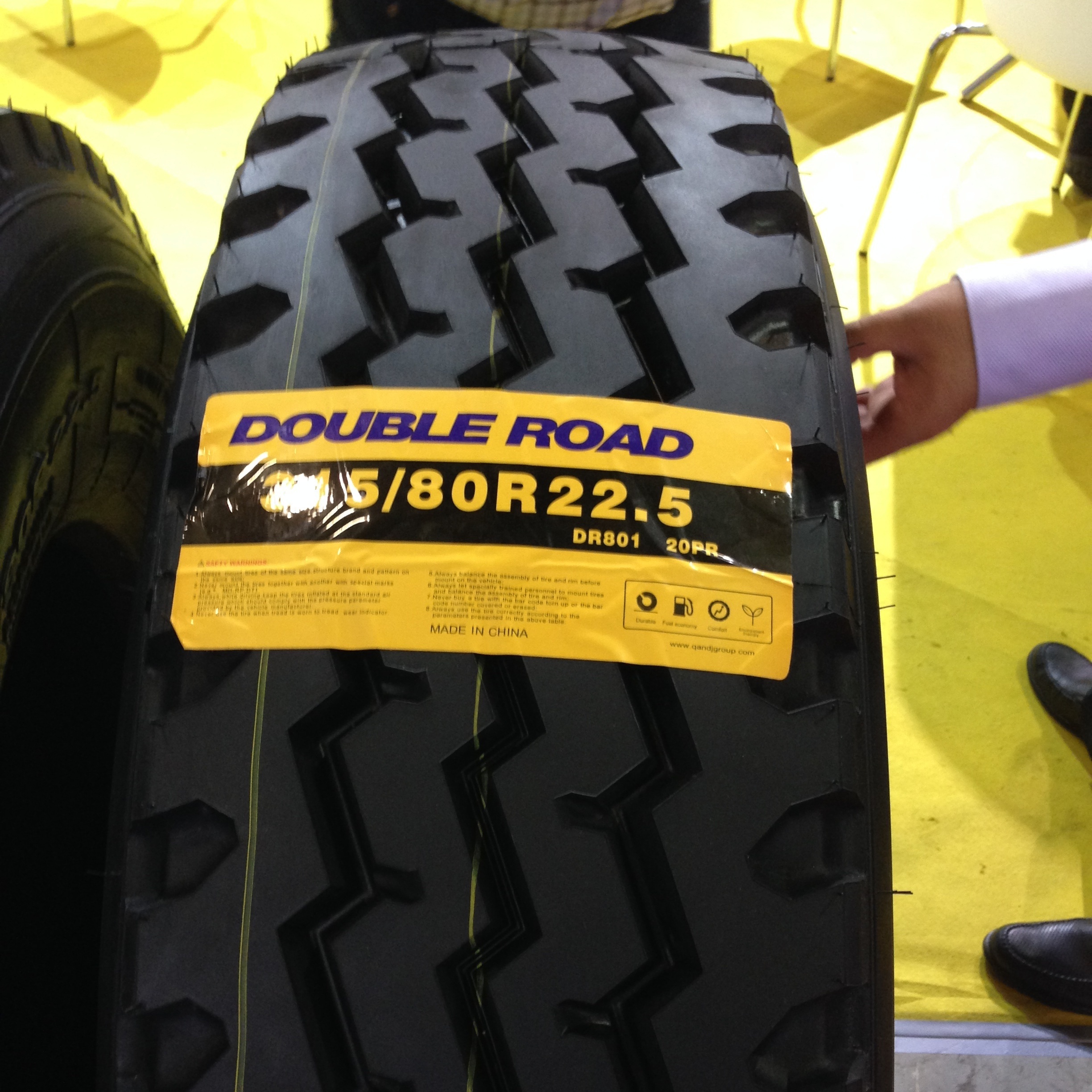 900r20 900r20 900/20 8.25x20  commercial truck tires 8.25r16 8.25 16 radial truck tires prices