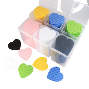 200PCS Custom Logo Heart Black Absorbent Soft Fabric Eyelash Extension Glue Wipes Nail Polish Remover Pads Lint Free Glue Wipe