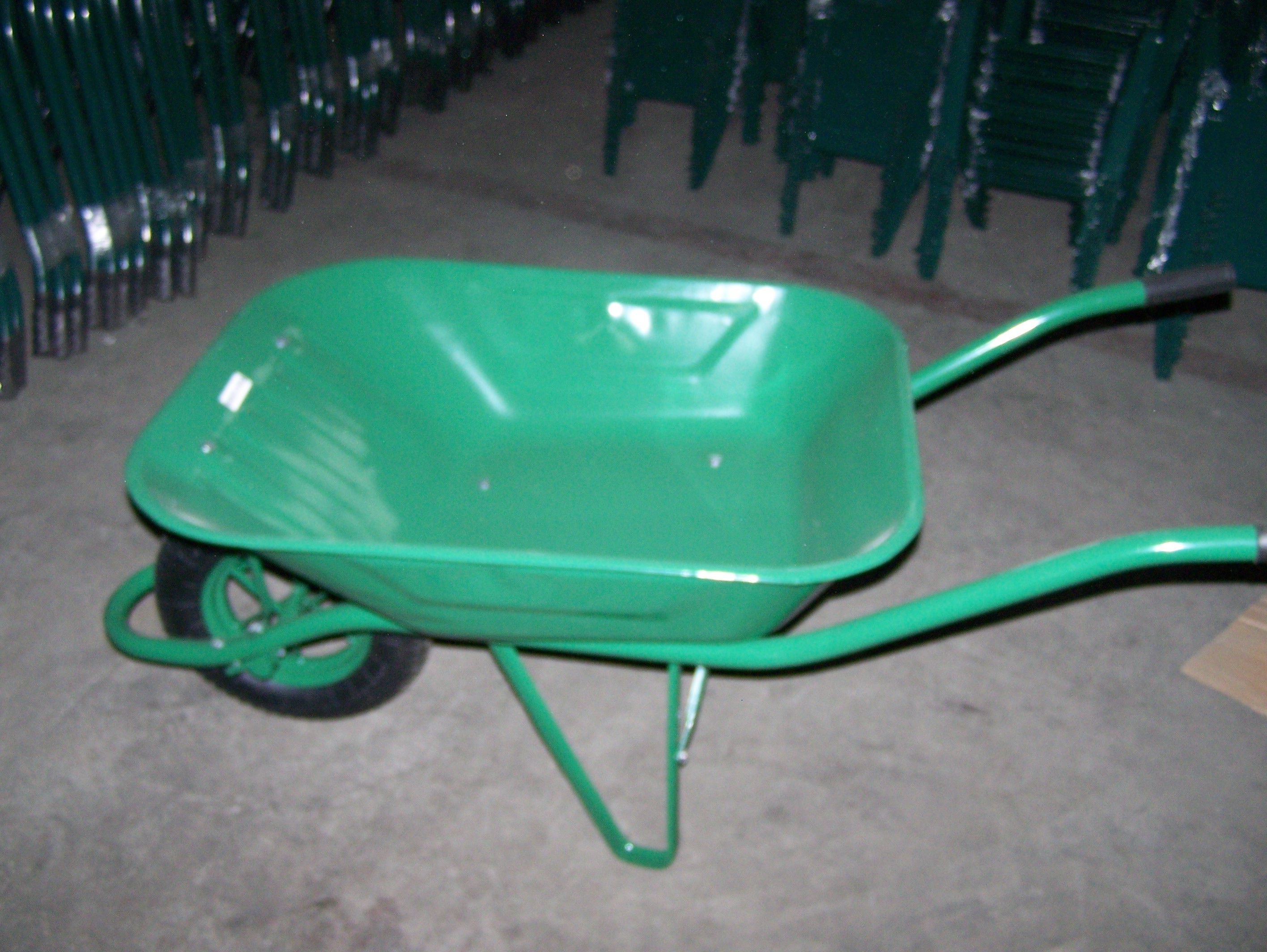 Manufacturer Price heavy duty garden Electric wheelbarrow