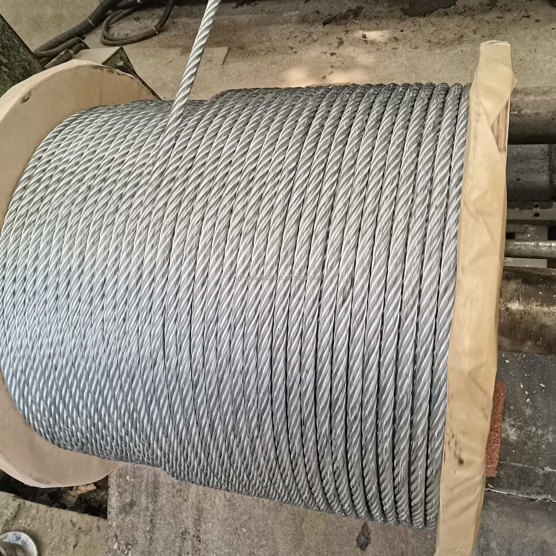 Lifting Cable 8*19S+IWRC Ungalvanized Galvanized Elevator Application Steel Wire Rope