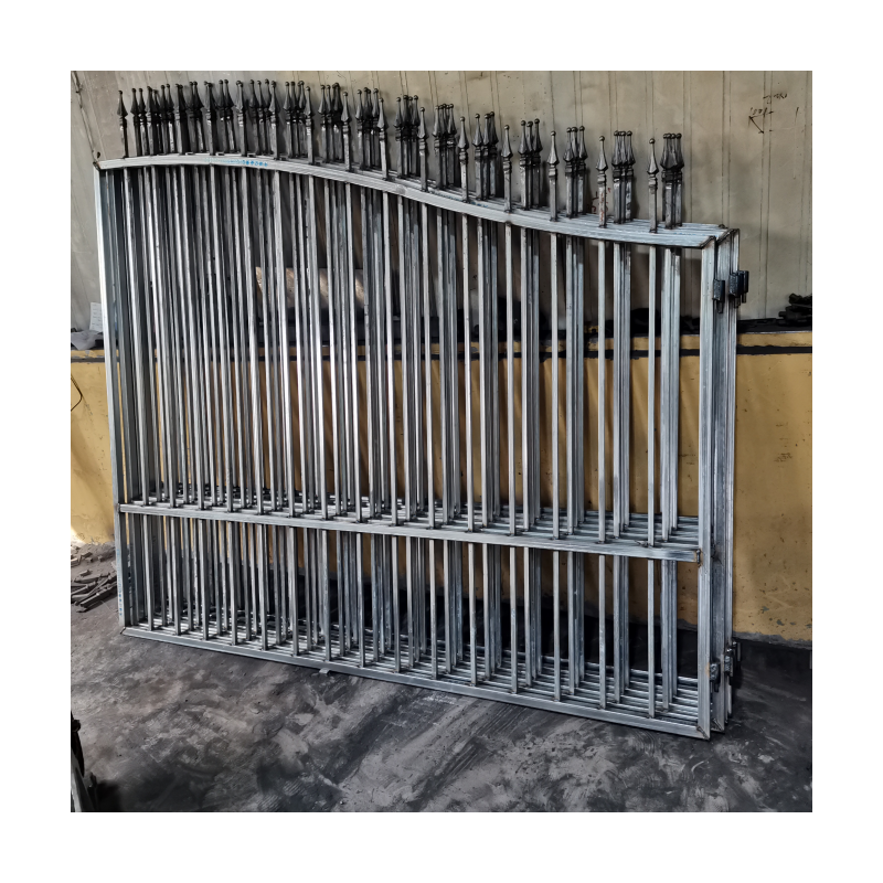 High Quality Galvanized Wrought Iron Swing Driveway Gates Eco-Friendly Metal Boundary Wall Fencing Gate with Grill Design