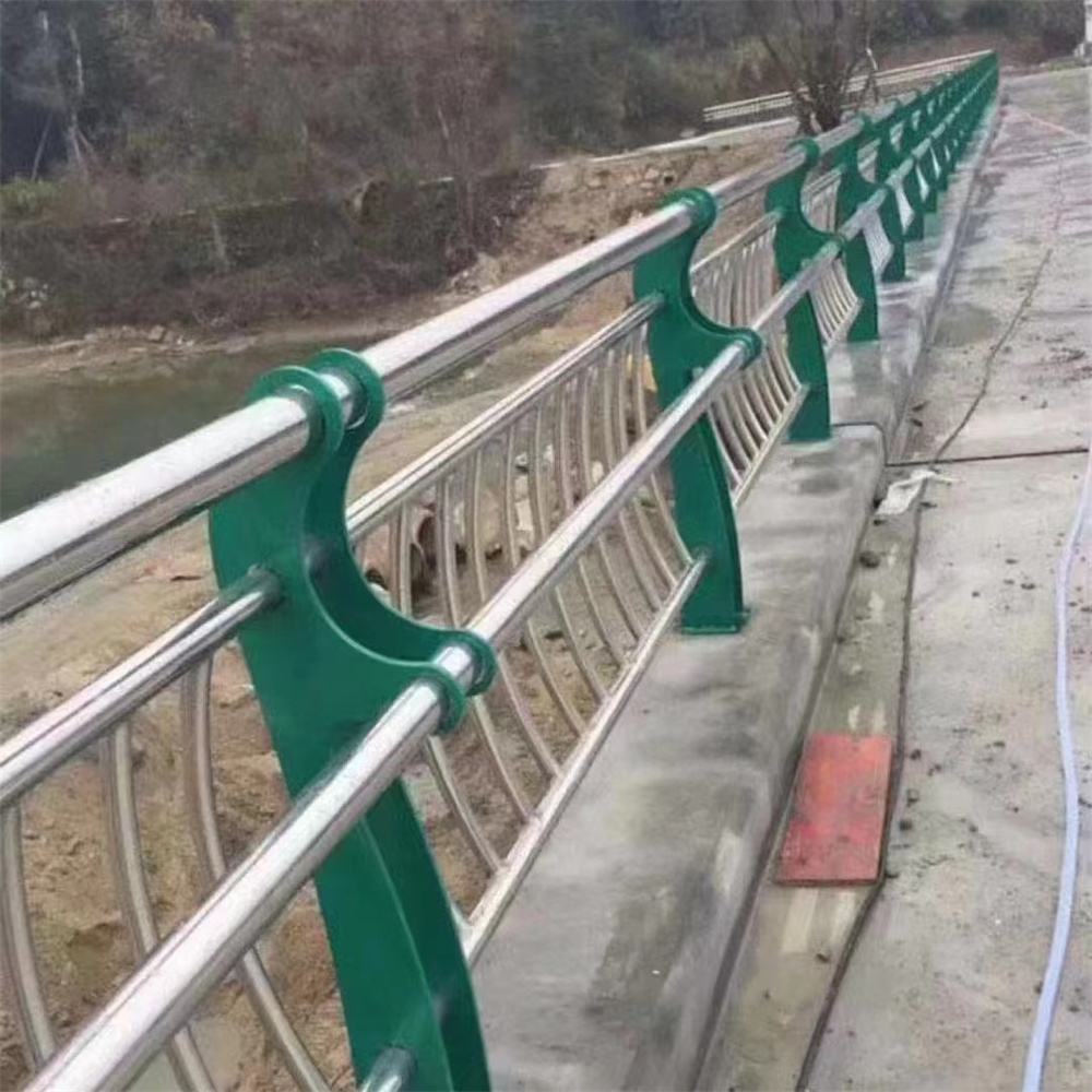 China Factory directly sale Galvanized steel Bridge Road parapet handrail stainless steel freeway road railing Guard rail