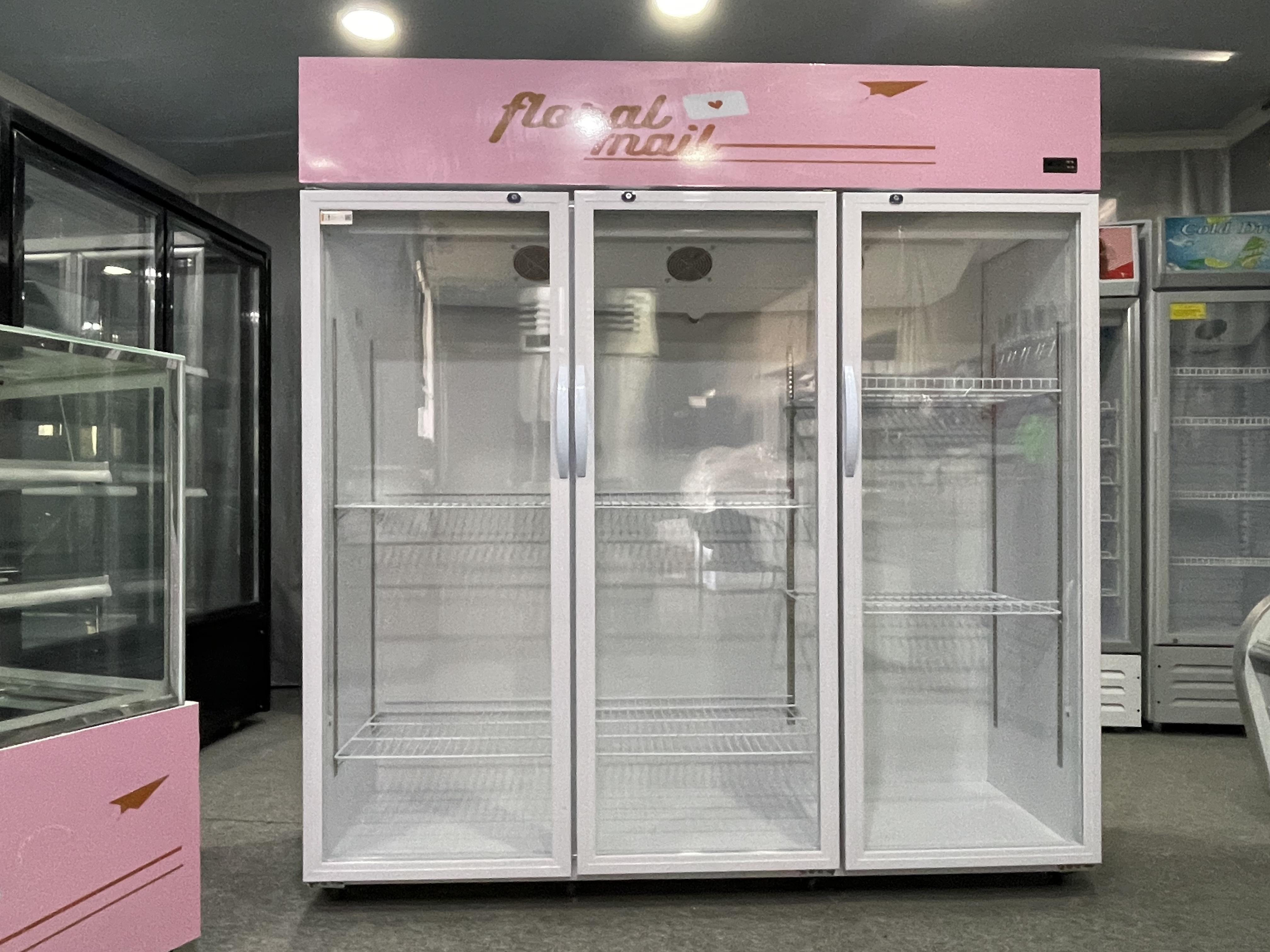 chiller flower display fridge Showcase Display fresh flower Cooler 3 Glass Doors Flower display cooler