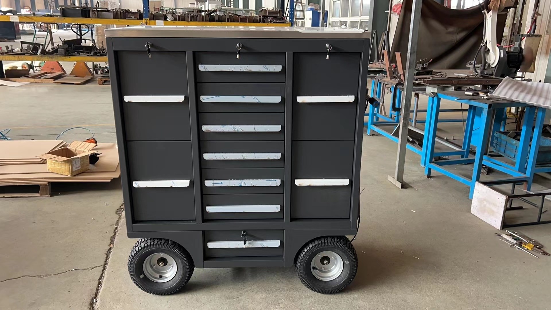 Factory Directly Selling Garage Tool Cabinet Heavy Duty Tool Pit Cart With Big Wheels