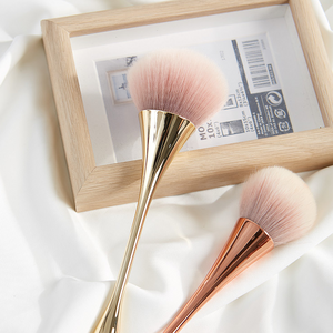 Luxury synthetic kabukis malla brushes cruelty free refillable loose powder makeup  brush single