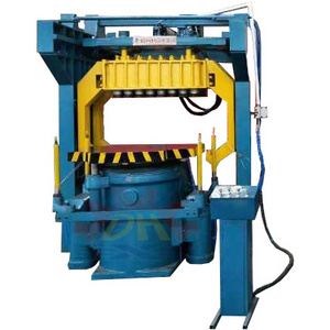 Jolt squeeze Green sand flask molding machine