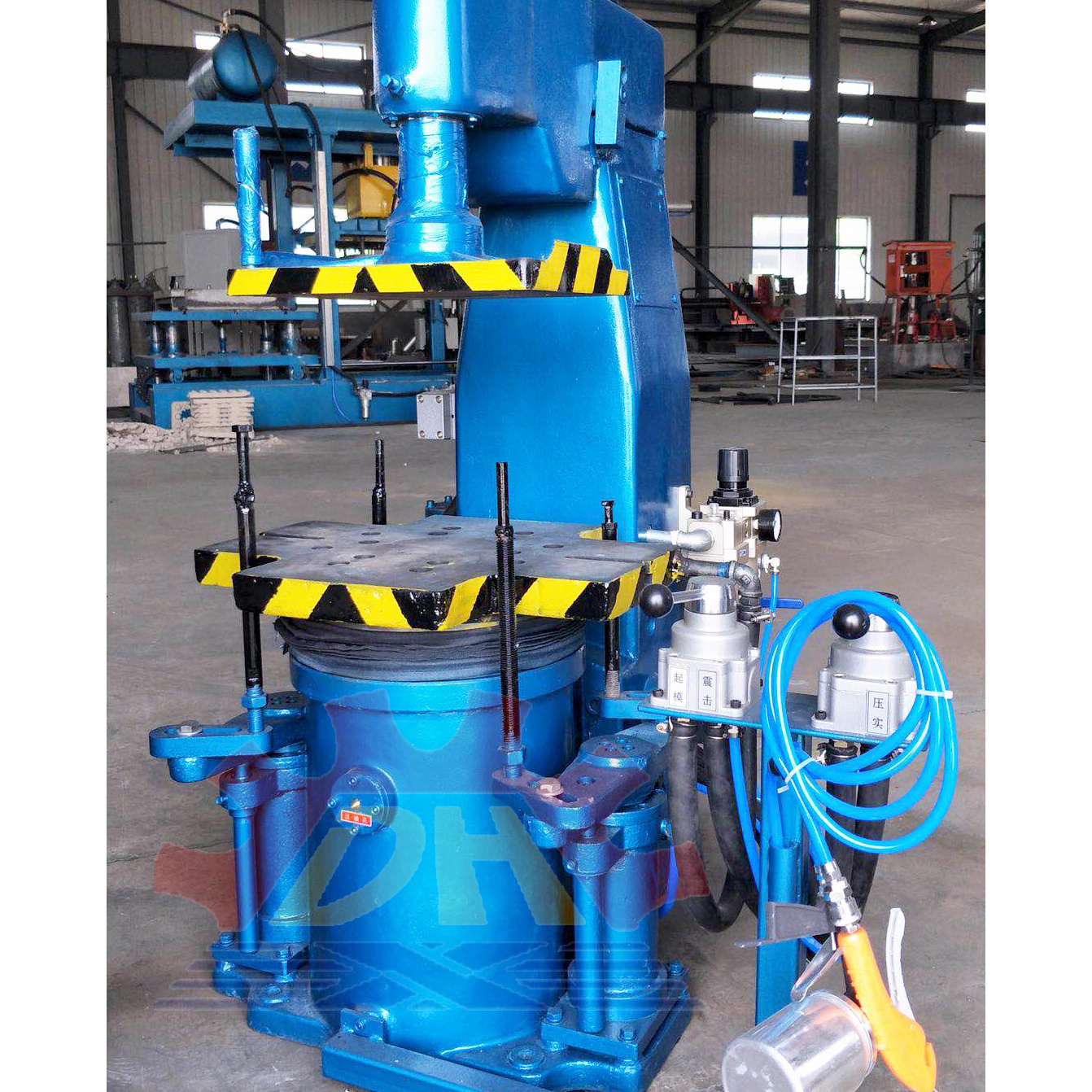 QDH, Hydraulic Sand Casting Molding Machine/Jolt Squeeze Molding Machine for Sand Casting