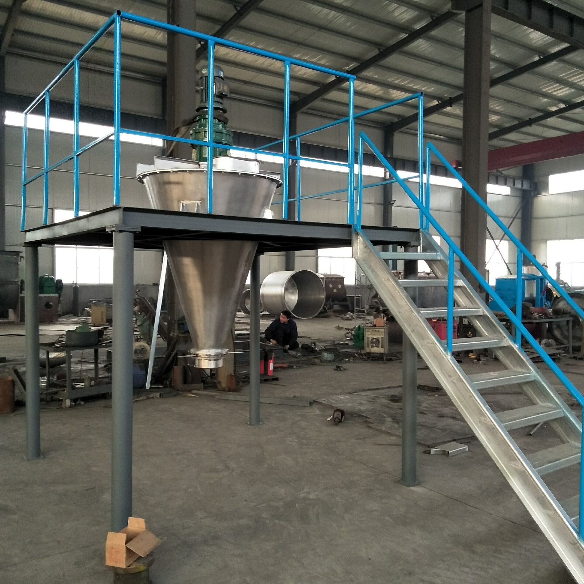 Vertical Ribbon Mixer with Double Spiral Conical     Cone mixer