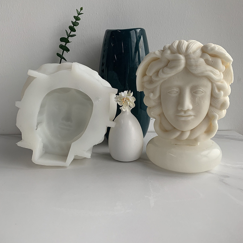 Luxury Medusa Bust Candle Mold 3d Snake Hair Figure Women Silicone Mould Greek Sculpture Face Medusa Candle Mold