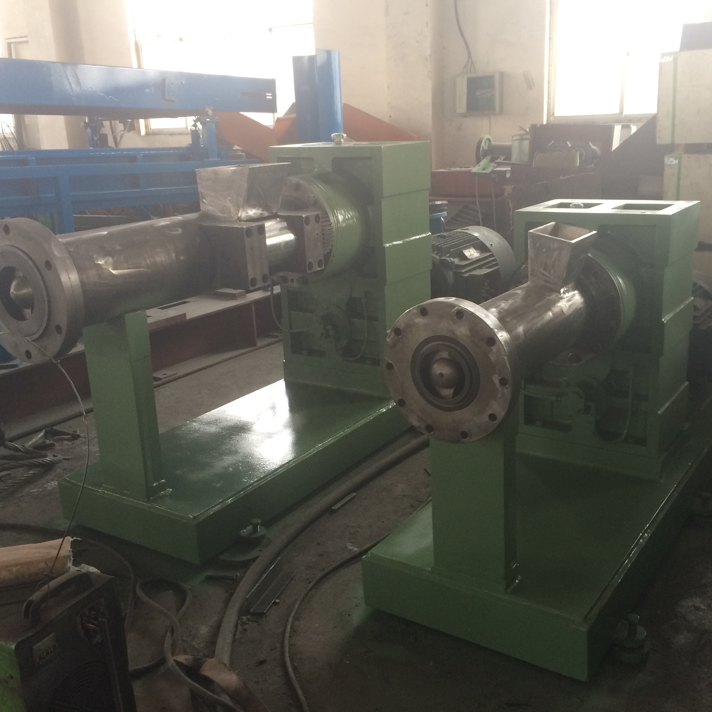 Pin Barrel Cold Feed Rubber Extruder / Rubber Extrusion Machinery