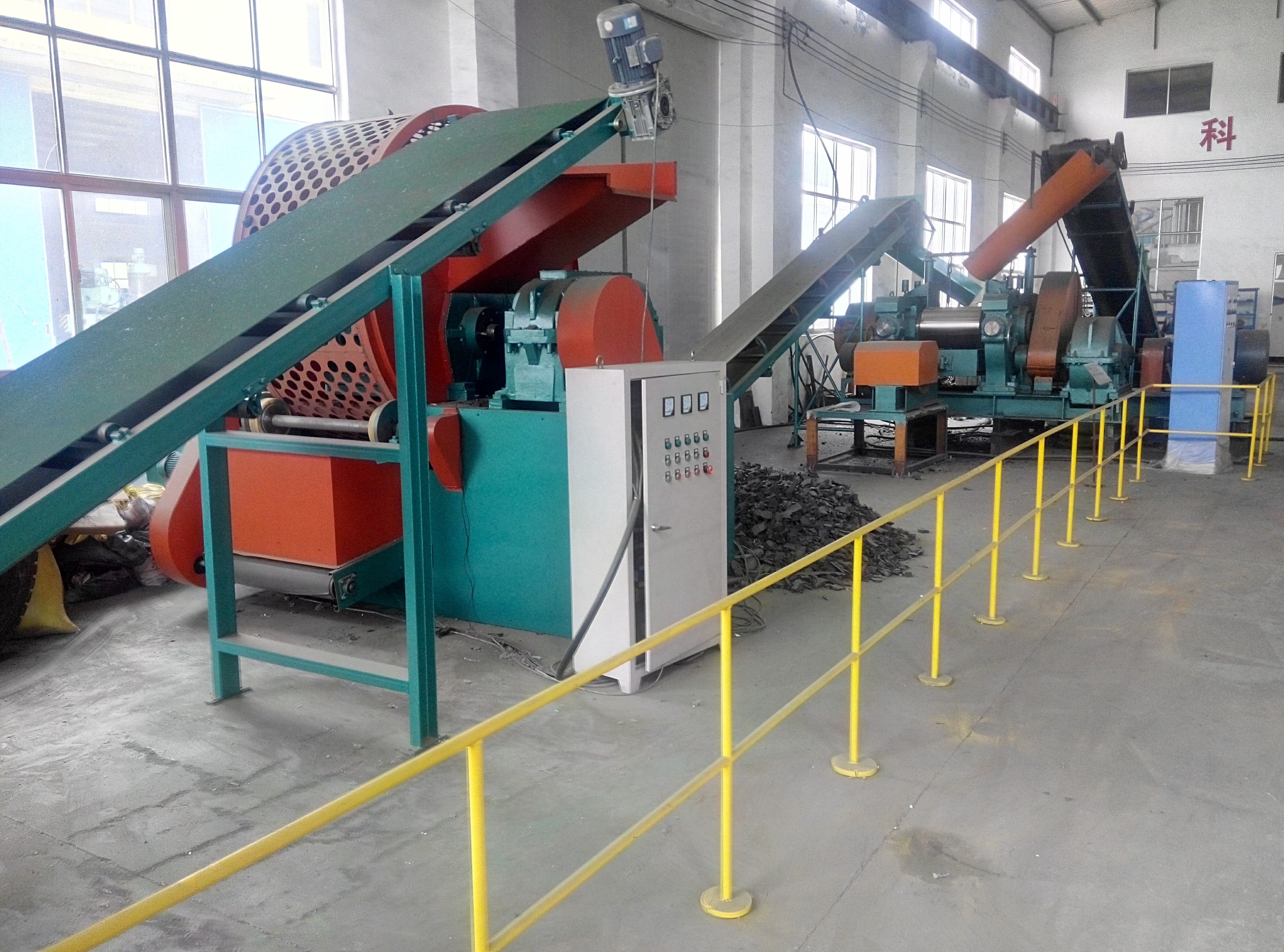 Truck Tires Recycle Machines In Vietnam/Tire Rubber Crumb Processing Machines