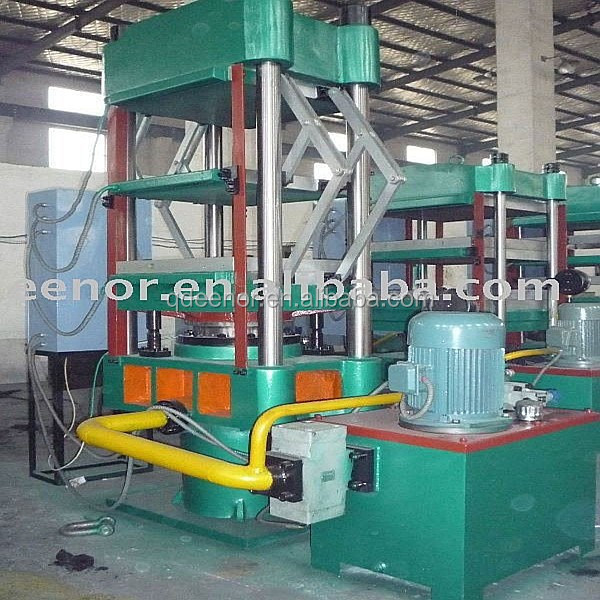 EVA Wheel Foaming Machines / Three Color tire Making Machine