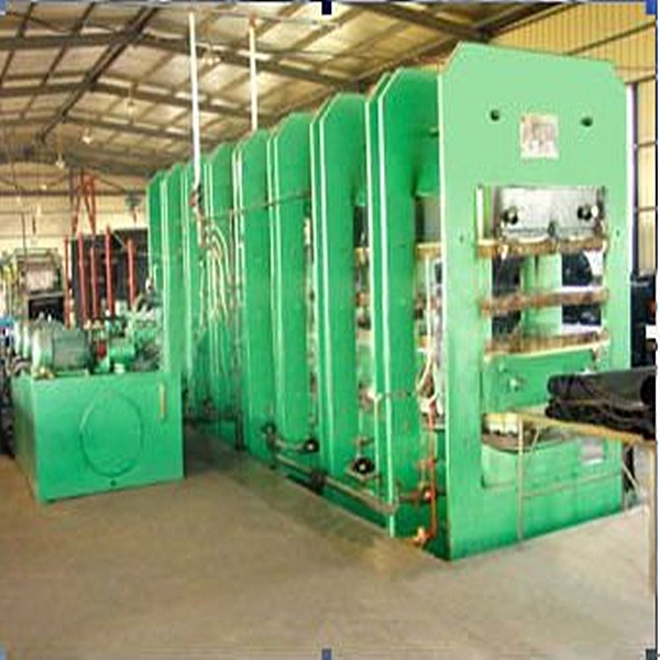 Conveyor Belt Hydraulic Press Machine / Rubber Belt Vulcanizer / Flat Belt Making Machine