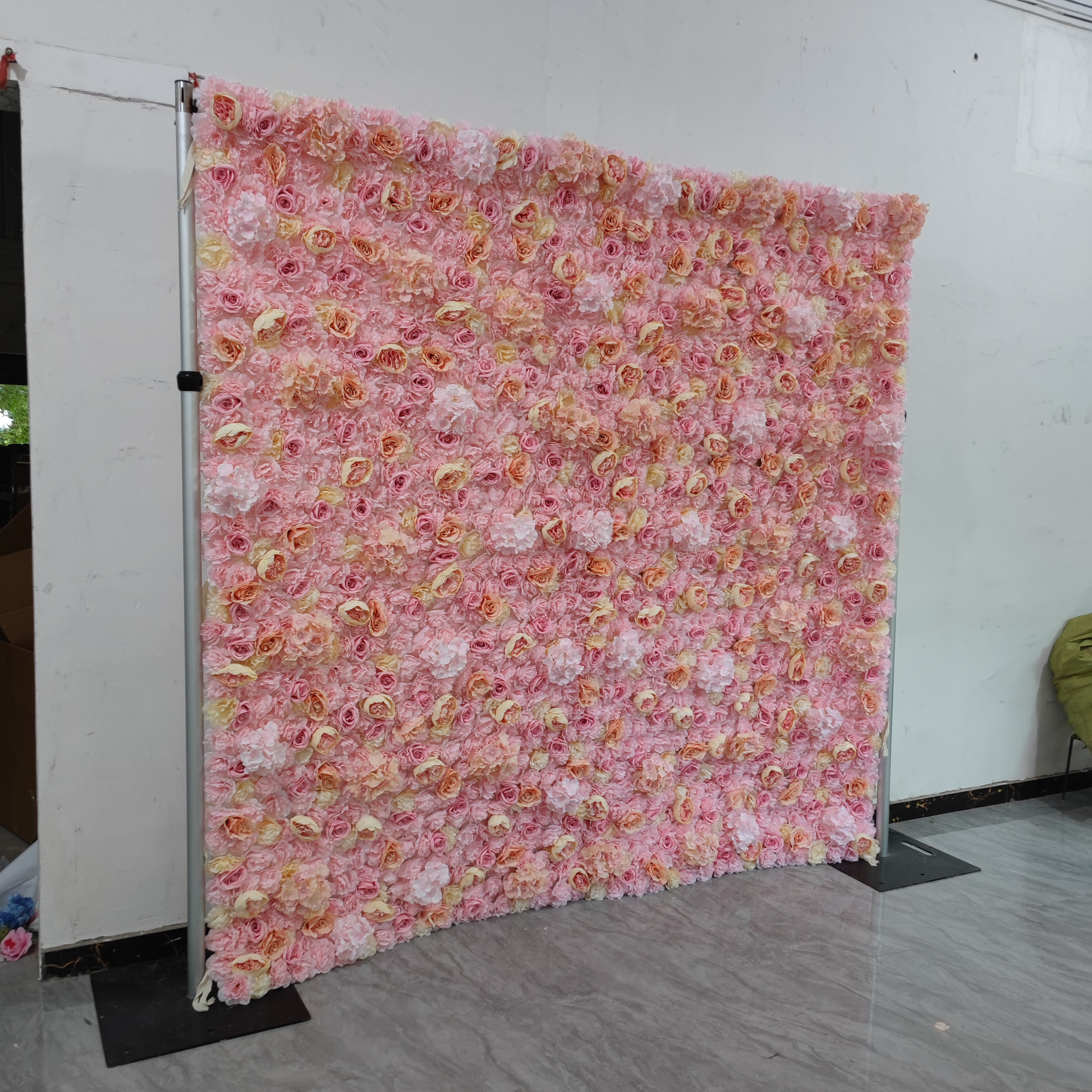 EG-S1001 Cheap Decorative wedding decor 3d white pink  rose artificial silk roll up flower wall panel backdrop