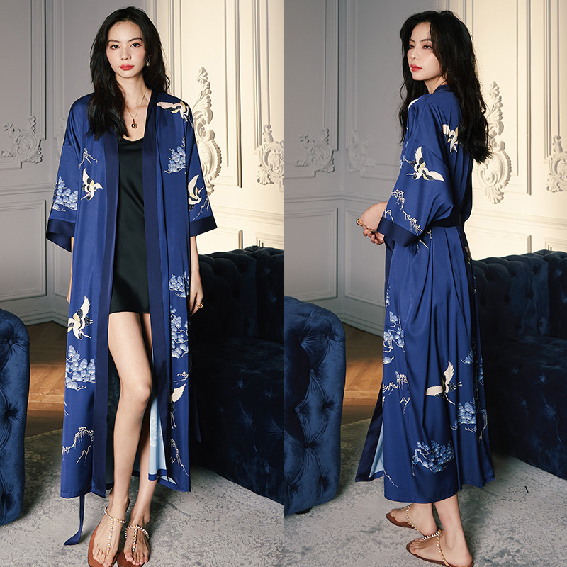 Drop Shipping Custom Wholesale Women Print Bathrobe Floral Kimono Long Robes Satin Robe for woman Women Robes