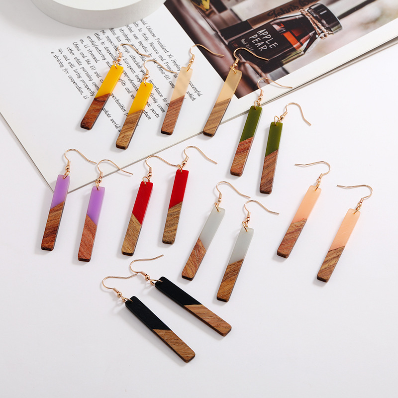 Wholesale Newest Women Wood Earrings Vintage Geometric Wood Resin Drop Earrings Long Bar Earrings for Girls