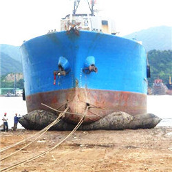 pneumatic buoyancy lifting rubber ship salvage air bags are used for shipwrecks,sunken ships,sunken barge