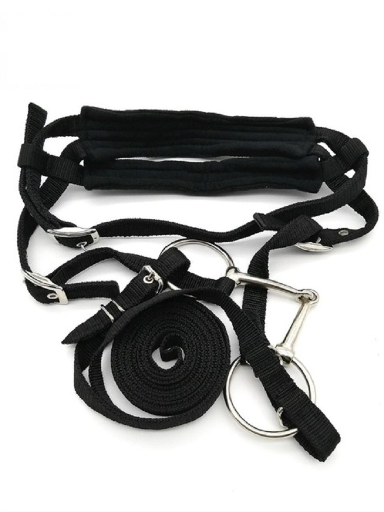 Wholesale Hor se Head Collar Adjustable Horse Riding Equipment Soft Horse Tack Nylon Rope Horse Halter