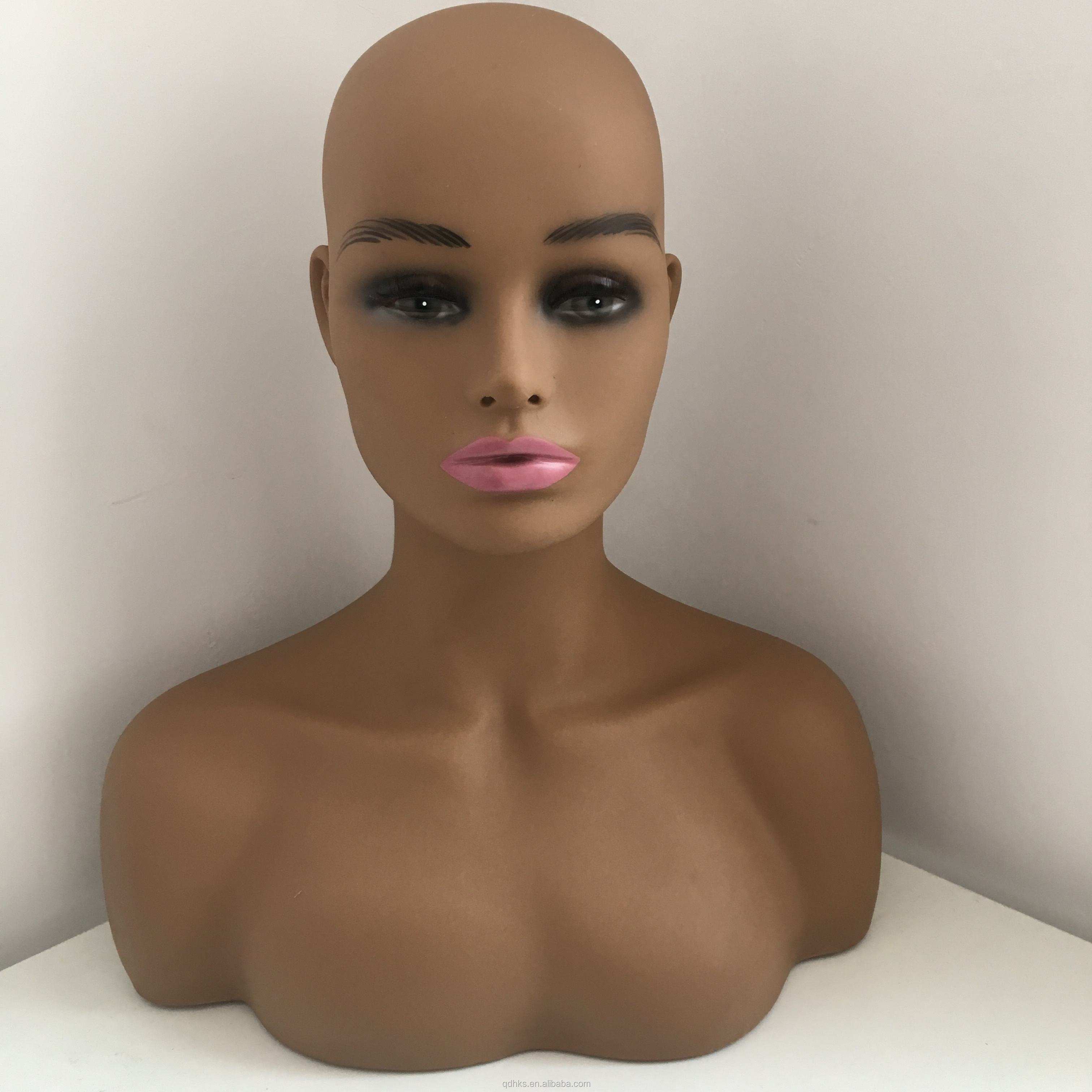 wig mannequin head with shoulders