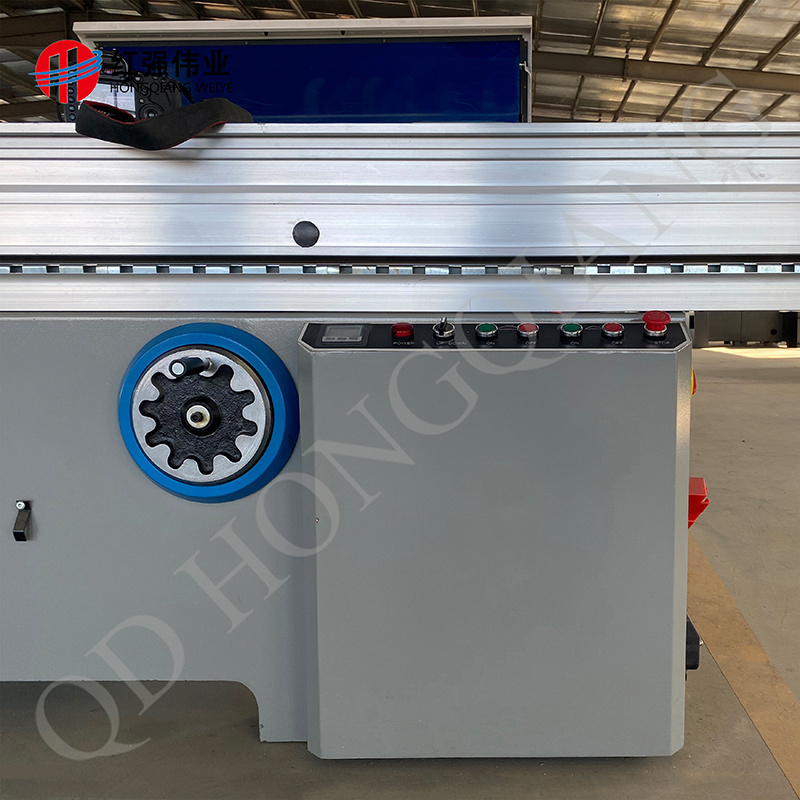 Qingdao Woodworking Sliding Table Saw Machine / double motor 45 degree Saw mill