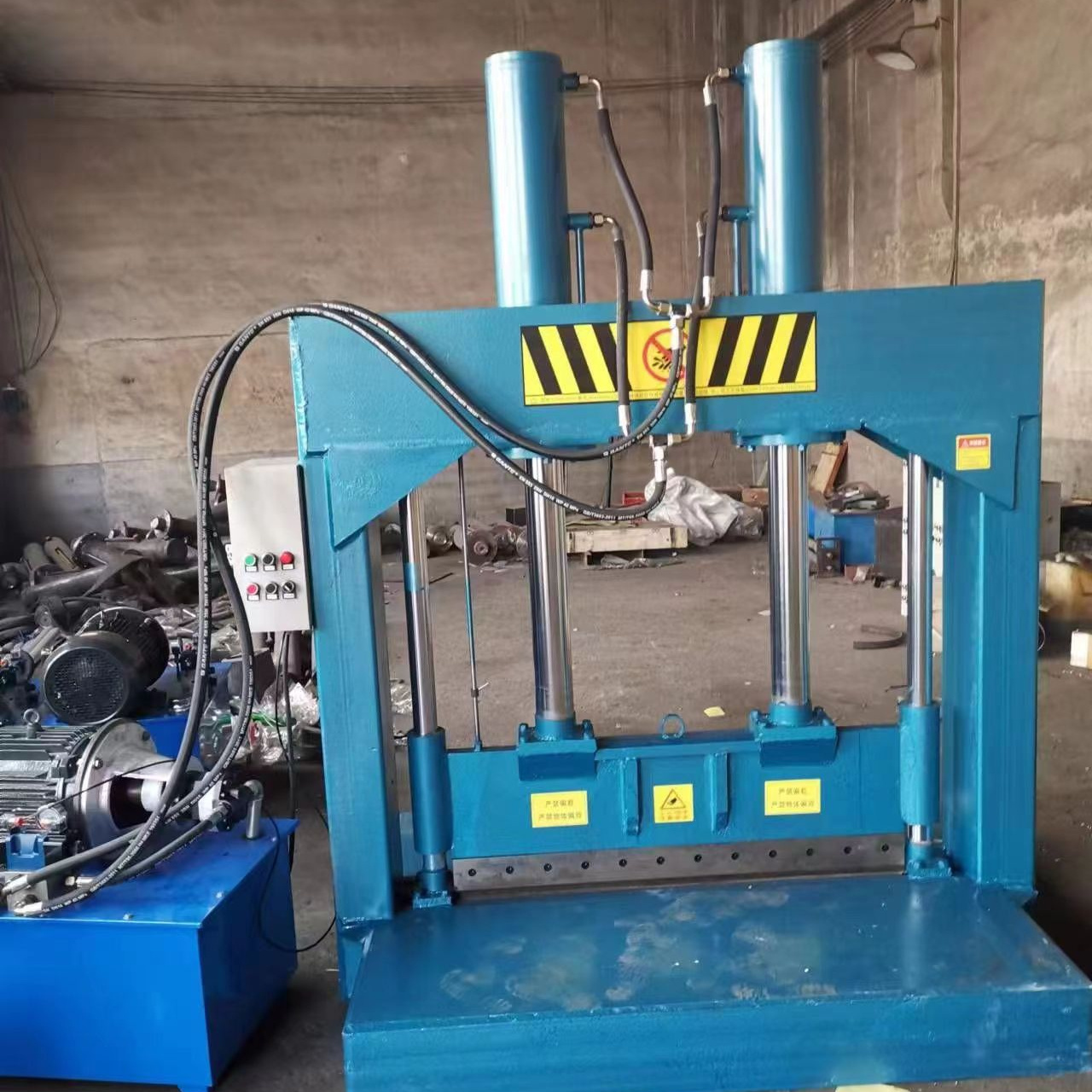 Rubber sheet cutting machine waste tire cut-off machine