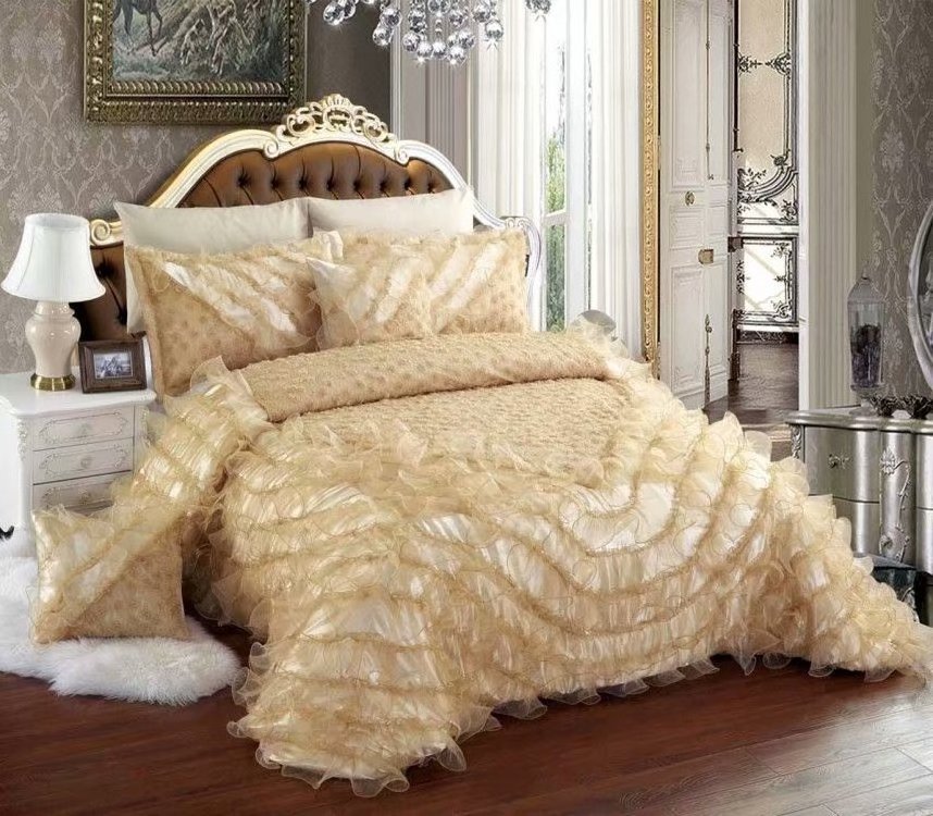 Hot selling home textile bedding products super soft Wedding  lace bed cover is quilted wedding bedding set