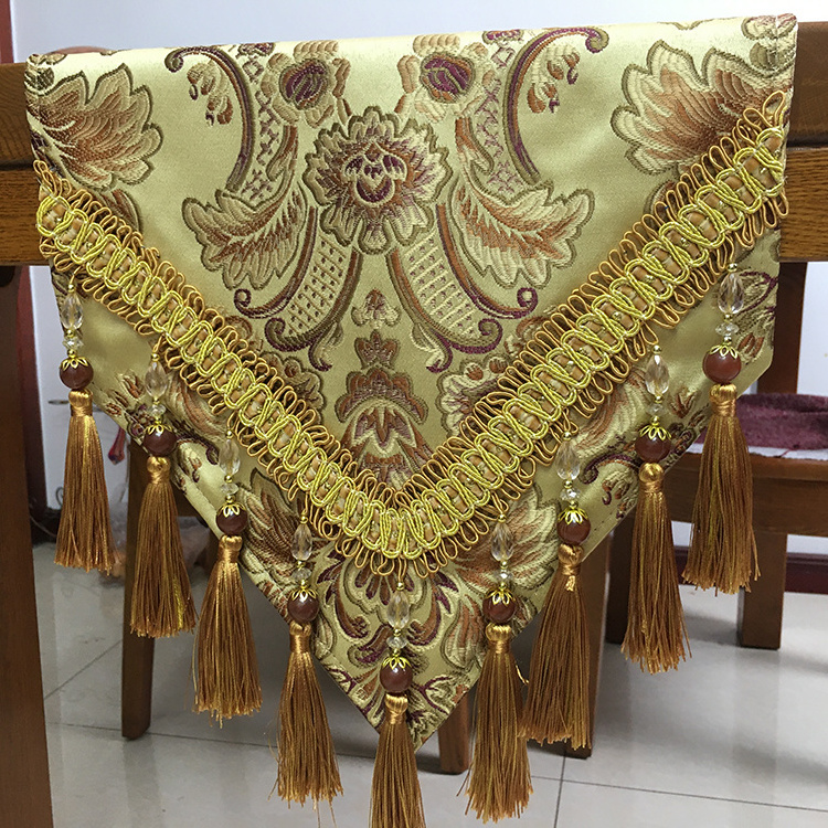 Luxury 100% Jacquard tassel triangle   christmas table runner  for dinning decoration wedding party