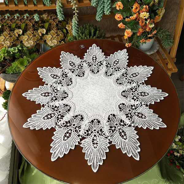 Novelty unique funny christmas vinyl lace placemat in Mats & Pads For  dining table  Decoration