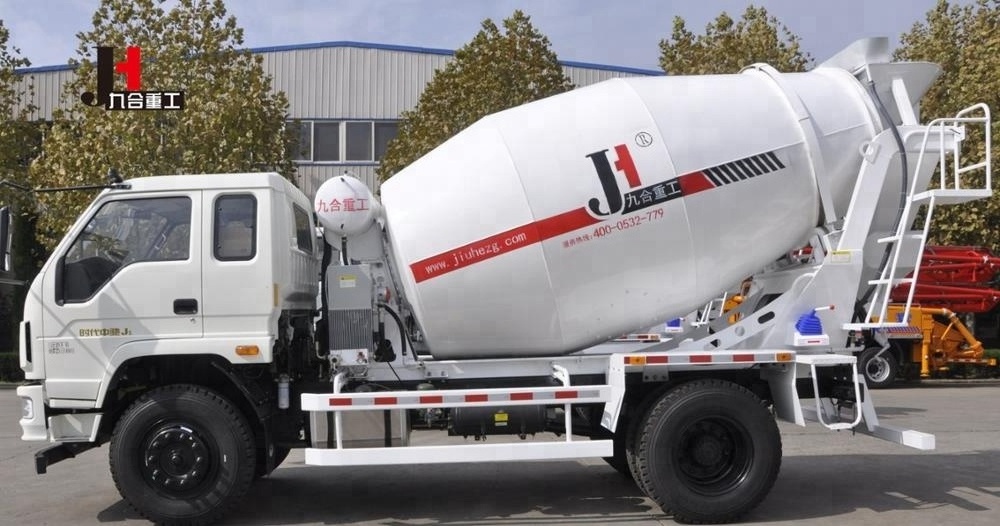 4 cubic meters small  factory  concrete  truck mixer with howo chasis for sale