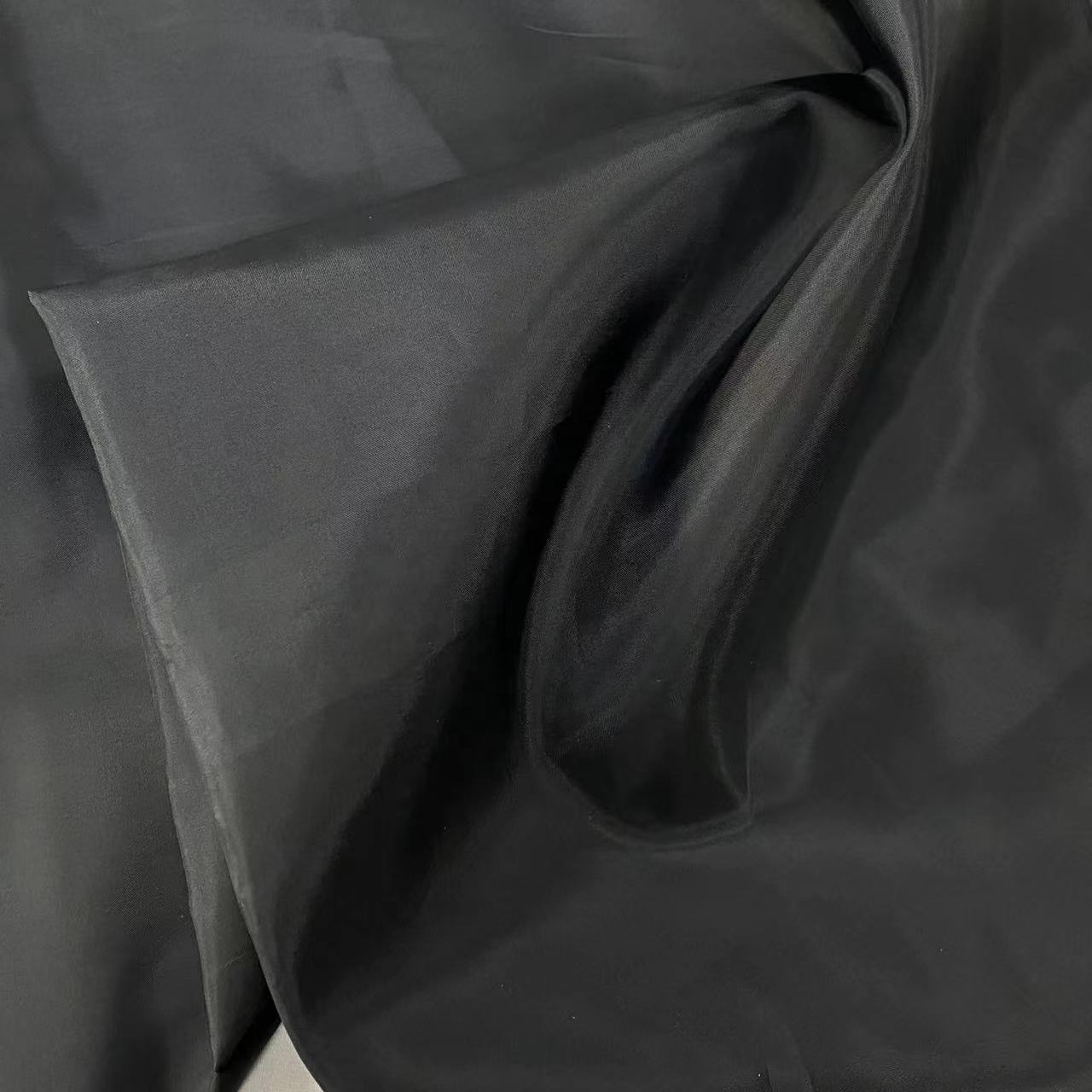 cheap fabric  100% nylon shiny wrinkle 70D Polyamide taffeta fabric for jacket summer suit