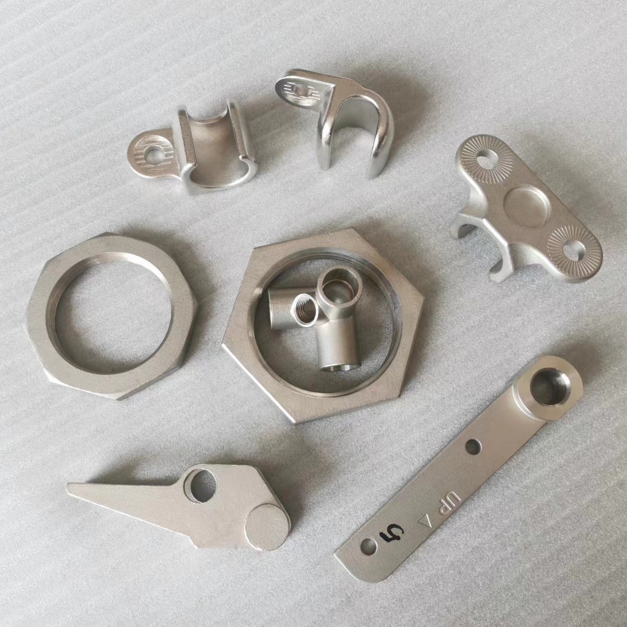 Precision Stainless Steel Cast Iron Aluminum Investment Casting Sand Die Gravity Casting