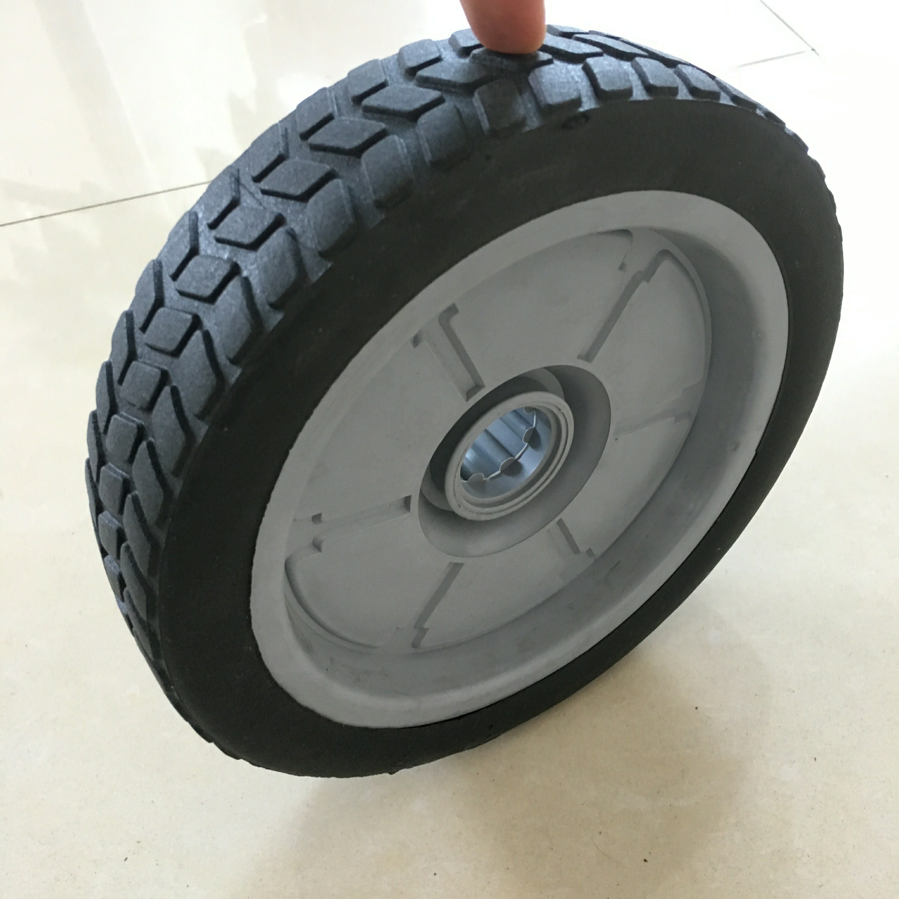 Durable best price 5 inch plastic toy wheels solid toy cart tire for sale