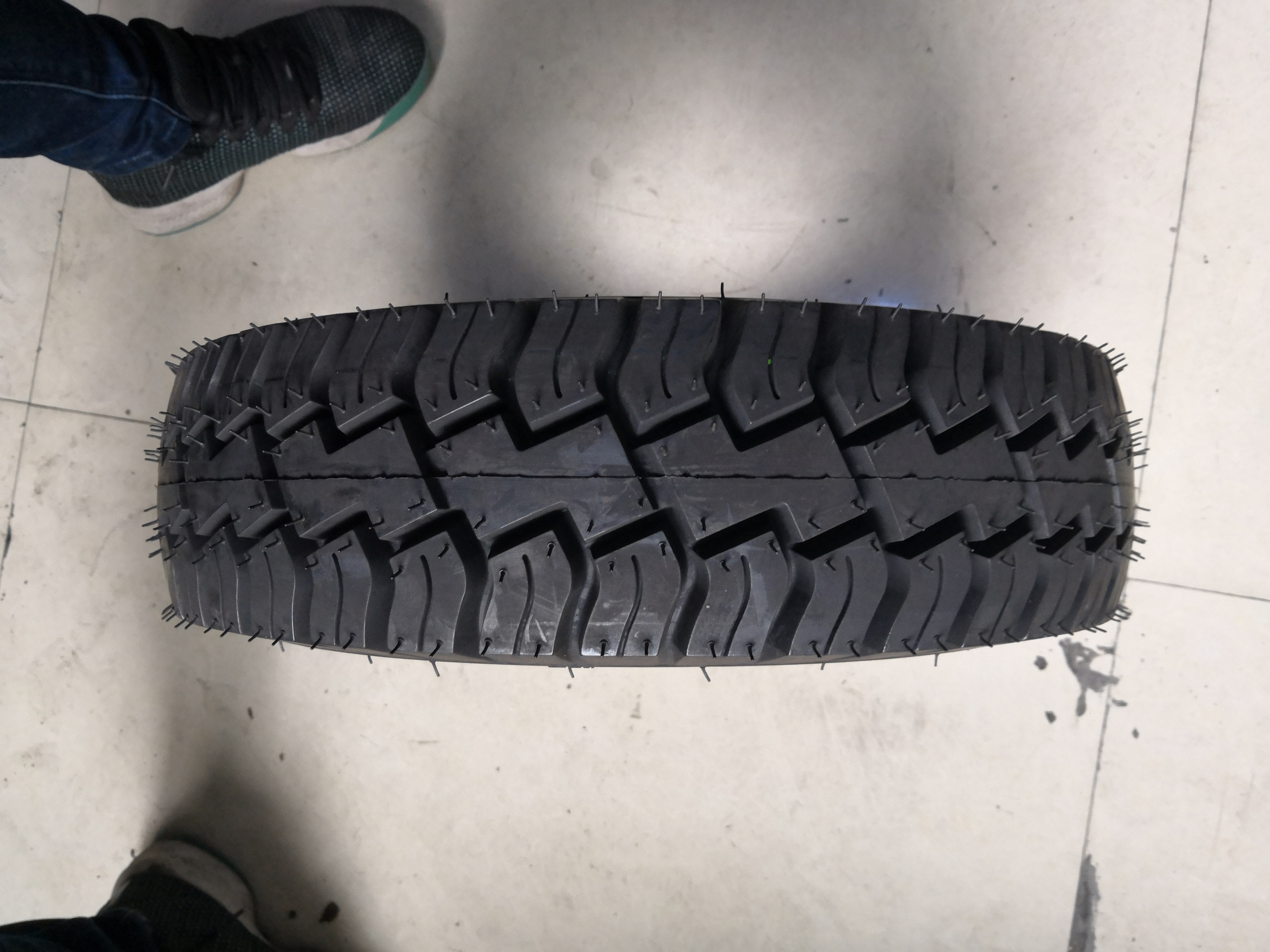 Factory supply best price high quality tvs tvs tuk tuk bajaj design three wheel motorcycle tire 4.00-8