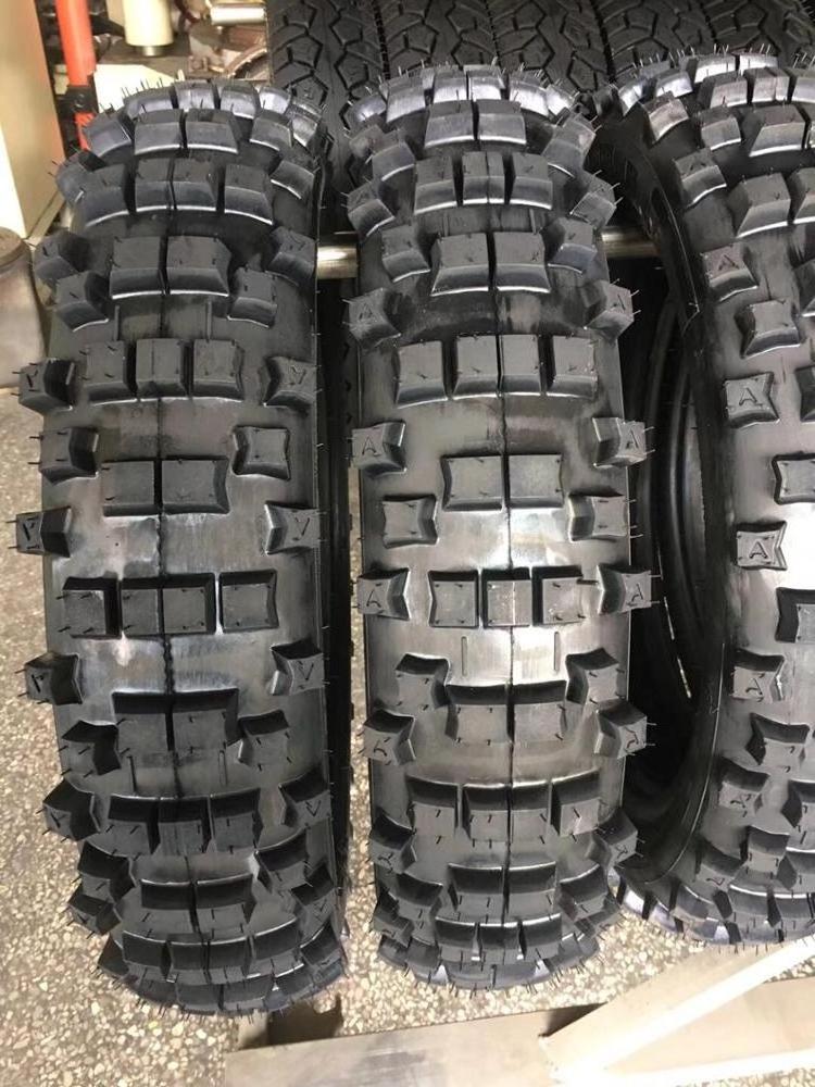 Direct Factory Sale Natural Rubber Motorcycle Tyres 140/80-18, 140 80 18