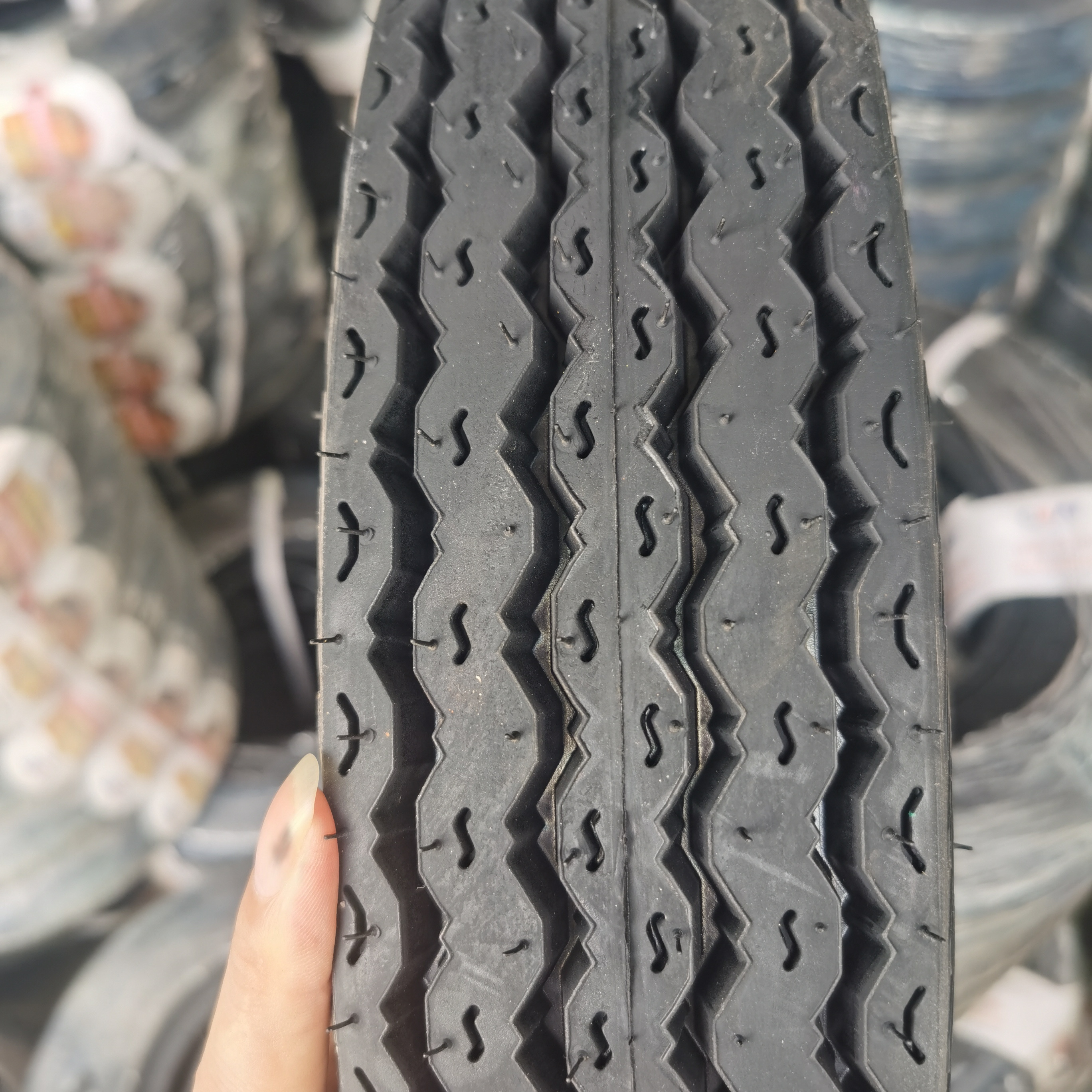 INDIA brand CEAT Tire MRF 4008 Bajaj Tire Tuk Tuk Tires 4.00-8