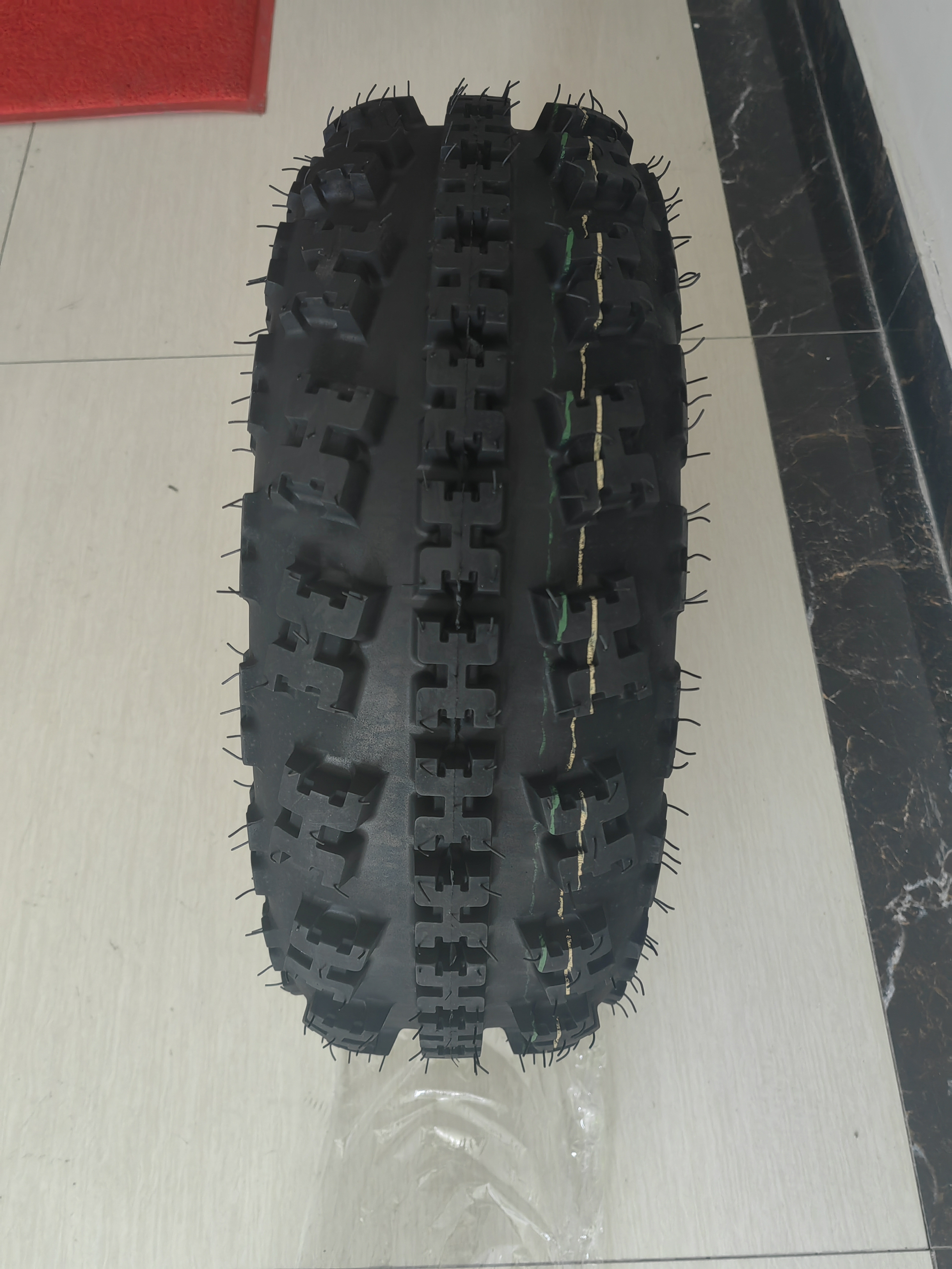 China cheap atv tyre 10 inch tubeless off road atv tires 21*7-10 22x7-10 20*11-9