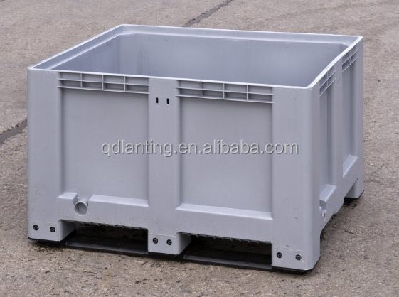 solid shipping pallet liquid container