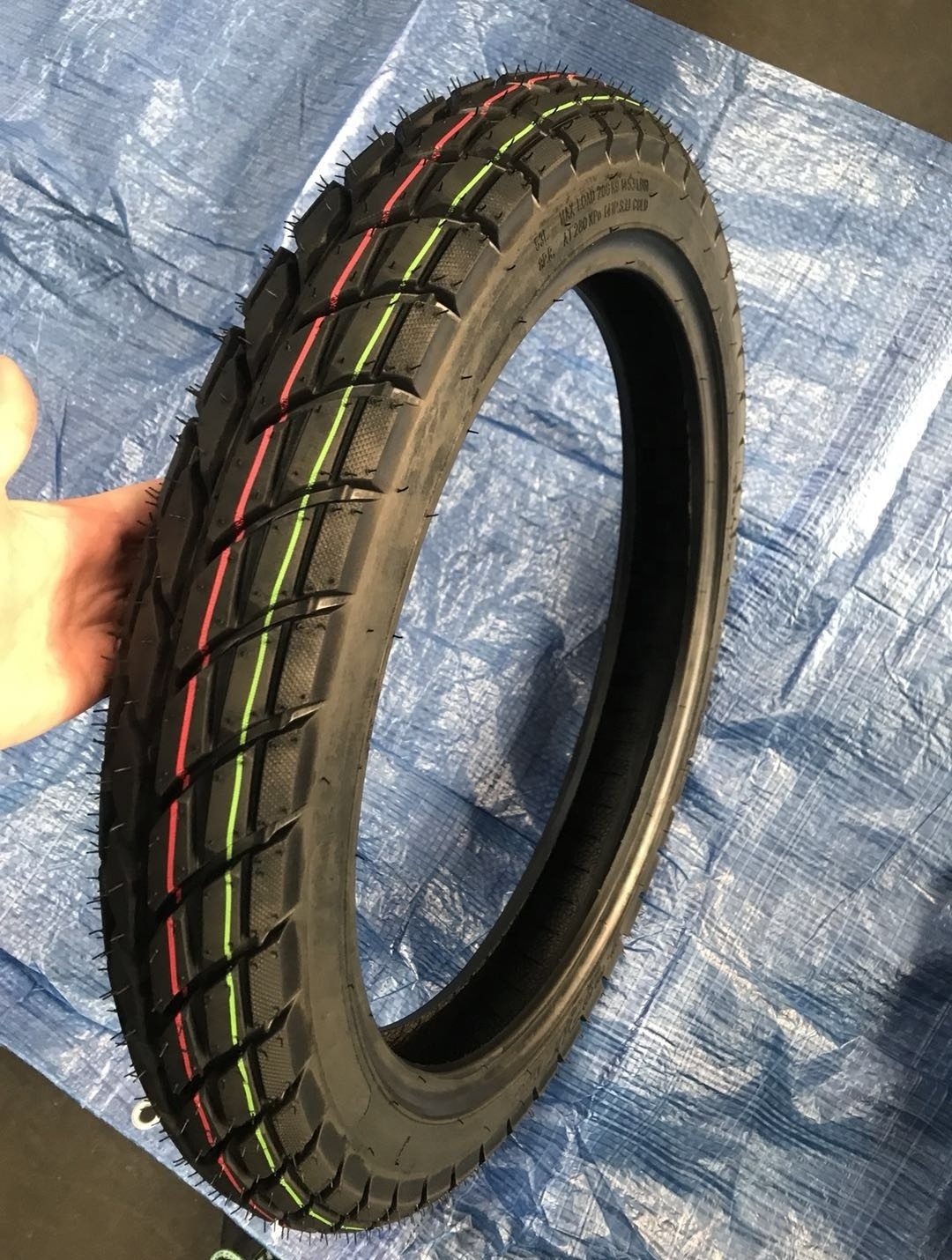 Lowest Price China Airless Motorcycle Tyre With Fast Delivery Motor Tires 3.00-18