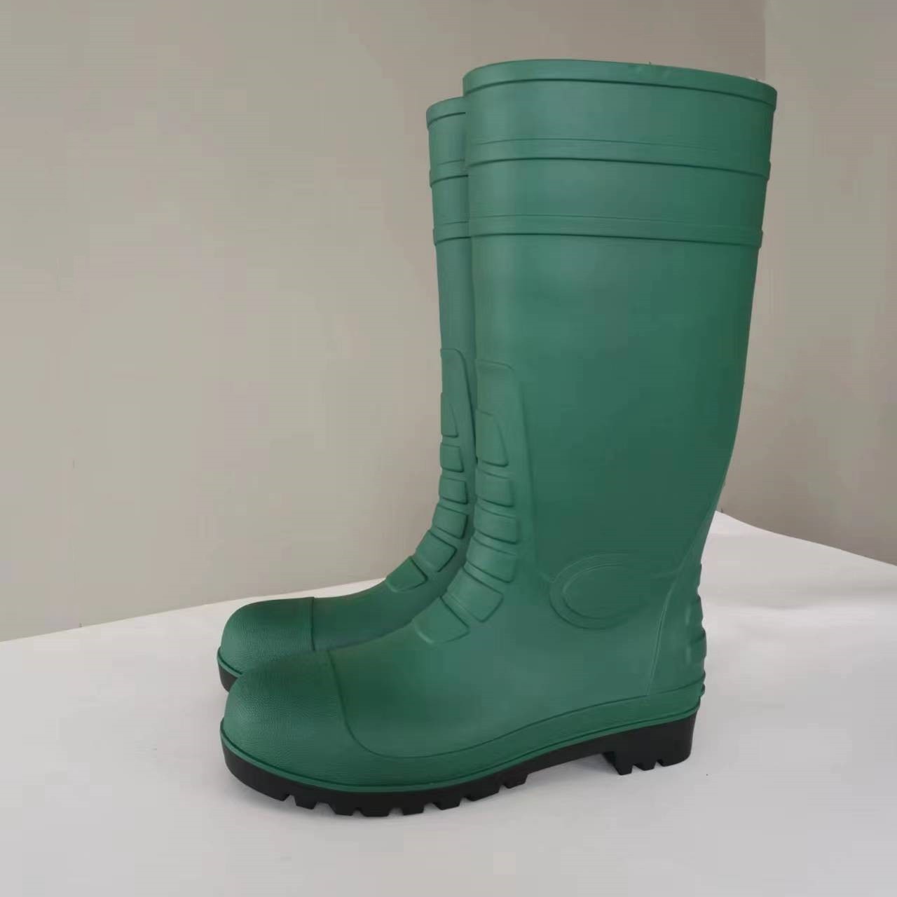 100% new good grade PVC gumboots Steel toe Mining Oil Chemical industry used work safety boots for men