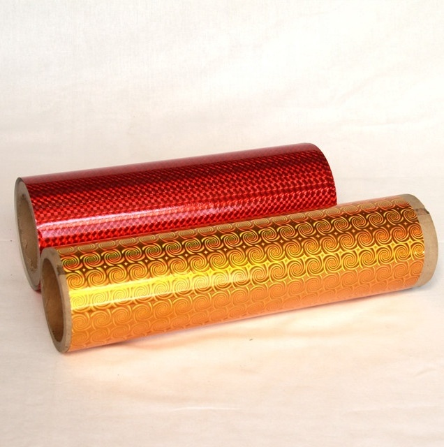 12 15 micron colorful metallised BOPP PET PVC rainbow laser film for packing