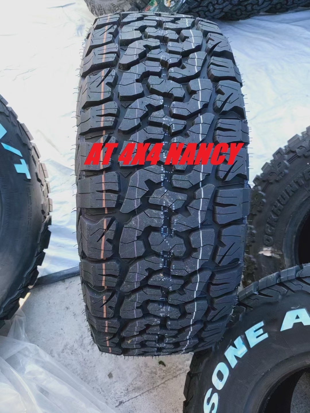 Car Tires with White Letters Manufacture's China Cheap 225/60R16 205 55 16 165/70R13 Car Tires