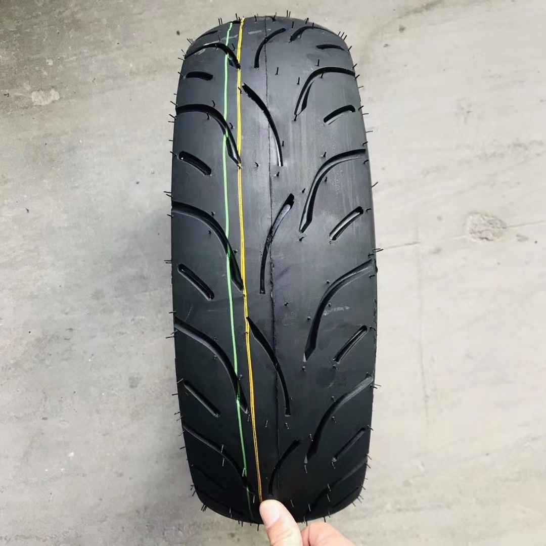 200/55-17 180/55-17 150/70-17 140/70-17 120/70-17 190/50-17 High Performance tubeless radial Motorcycle Tyre