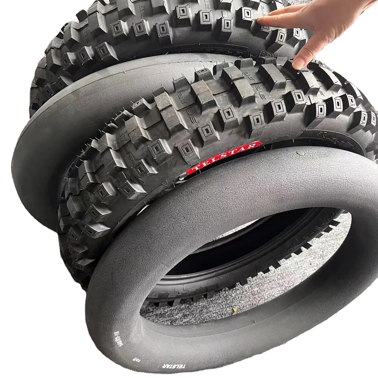 18 inch GUMM motocross tire racing motorcycle tire for enduro 1408018 140/80-18  120/100-18  120/90-18 80/100-21