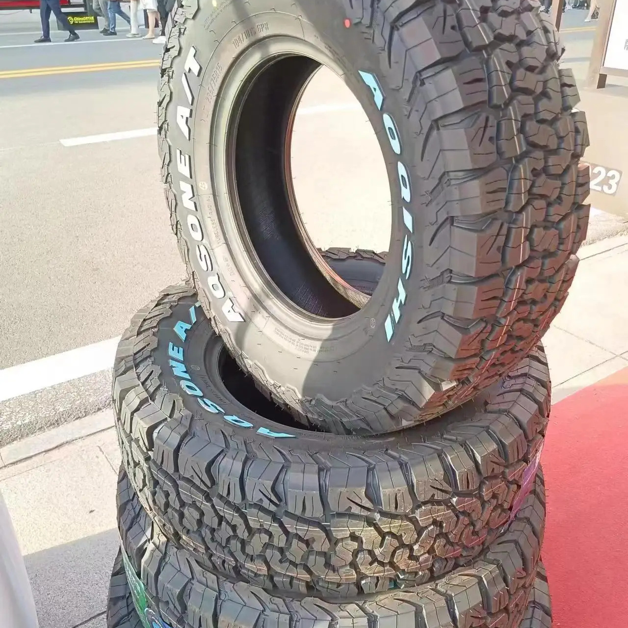 AT MT Tyre All Terrain Mud SUV Car Tire LT215/75R15 LT285/60R18 P285/60R18 in Stock