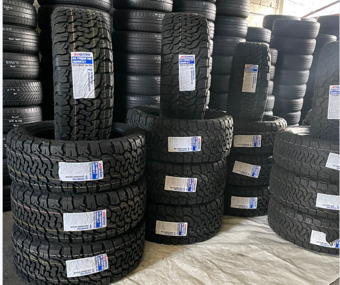 HOT AT MT Tyre All Terrain Mud SUV Car Tire LT215/75R15LT285/60R18  LT285/60R18 P285/60R18 in Stock